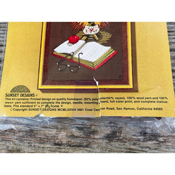 Vintage 1970s Jiffy Stitchery Crewel Embroidery Kit Reading By Lamplight - Picture 4 of 6
